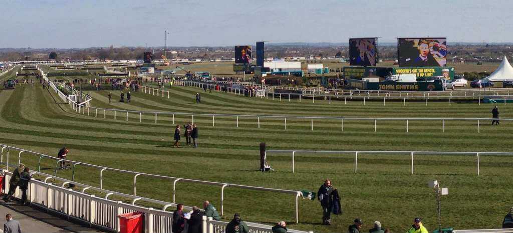 Grand National Course