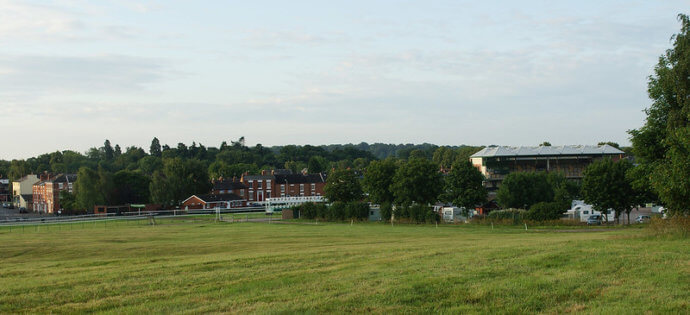 le breuil-warwick-racecourse